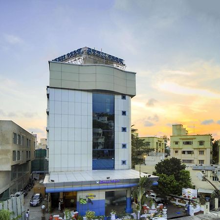 Hotel Benzz Park Chennai Exterior photo