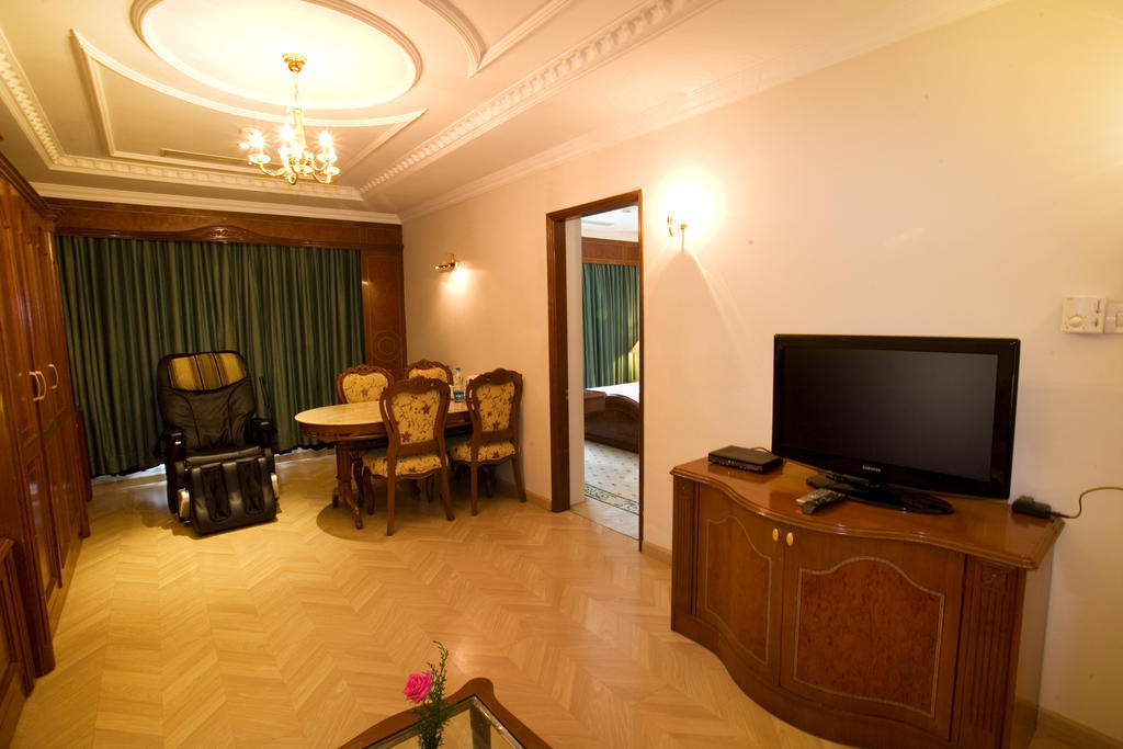 Hotel Benzz Park Chennai Room photo