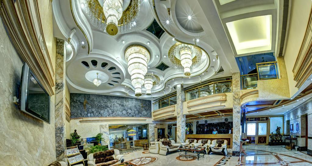 Hotel Benzz Park Chennai Exterior photo