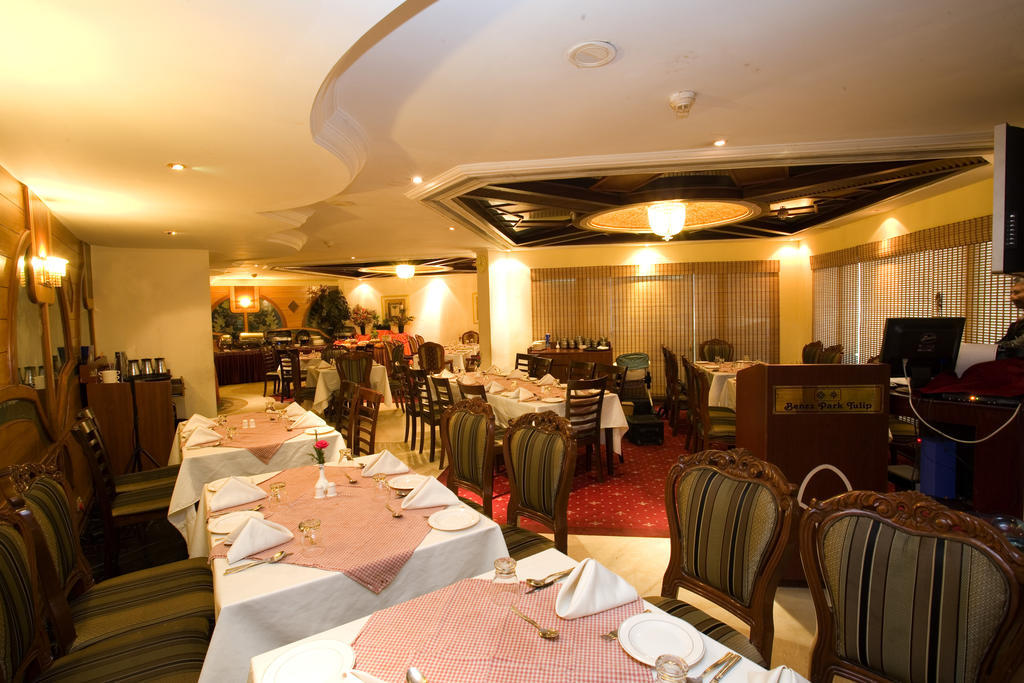 Hotel Benzz Park Chennai Exterior photo