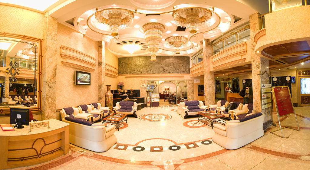 Hotel Benzz Park Chennai Exterior photo